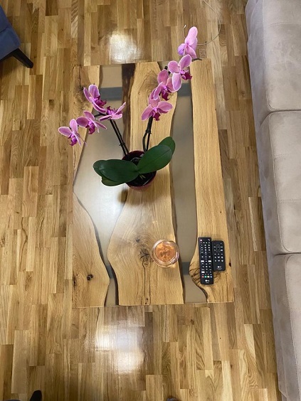 Klub-sto-puno-drvo-epoxy-smola-hrast 003. Klub sto - hrast / epoxy smola - Slika 1