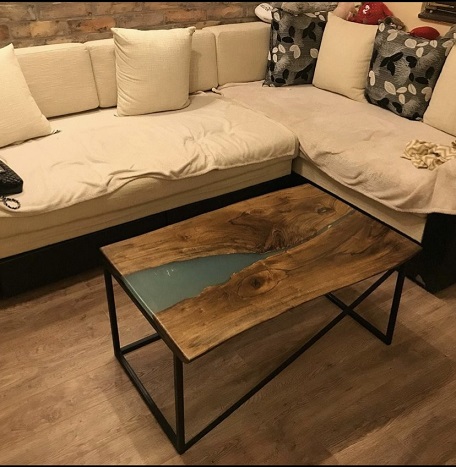 Screenshot 028. Klub sto - orah / epoxy smola - Slika 1